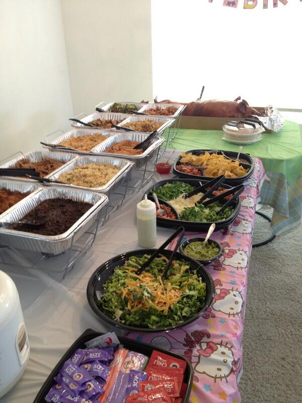 Maaary_D's tweet image. Cafe Rio, Panda, or Pig.... Yeaaah what's a diet? #bombeats #familypartiesmakemefat