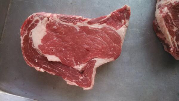 kyle_darden's tweet photo. I knowbim a couple days late. But I'm cookin #'merica steaks tonight. I celebrate #Freedom everyday. http://t.co/uzXkhLbEWB
