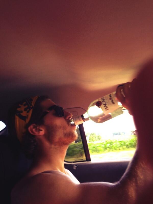 nicknorth7's tweet photo. @DanyAllStar15 some off season training #bacardi #50in07 http://t.co/R264KuJ4Yv