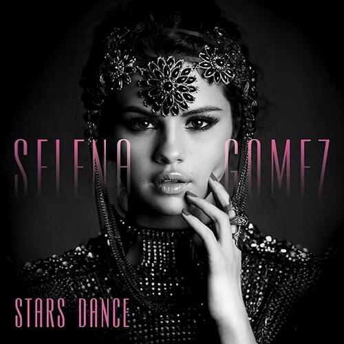 gomez44_selena's tweet photo. #WeLoveYouSelenaForYou because you are our world and our heart. <3 http://t.co/qO8gUOWQt9