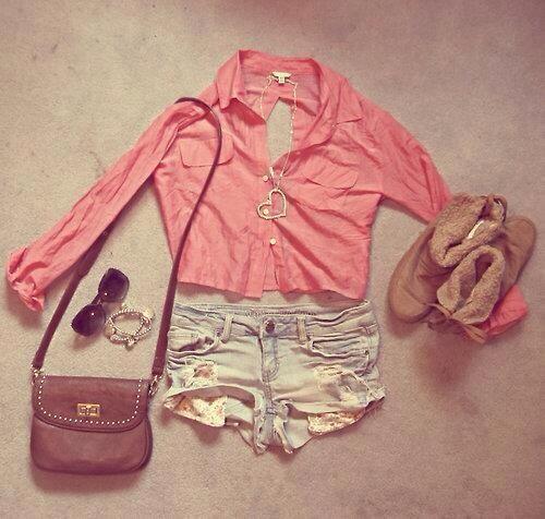 EstiloDeChicas's tweet image. Conjunto precioso. ¿Eh chicas?