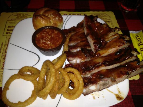 Darryl Szafranski On Twitter Eating At The Famous Bar B Barn In