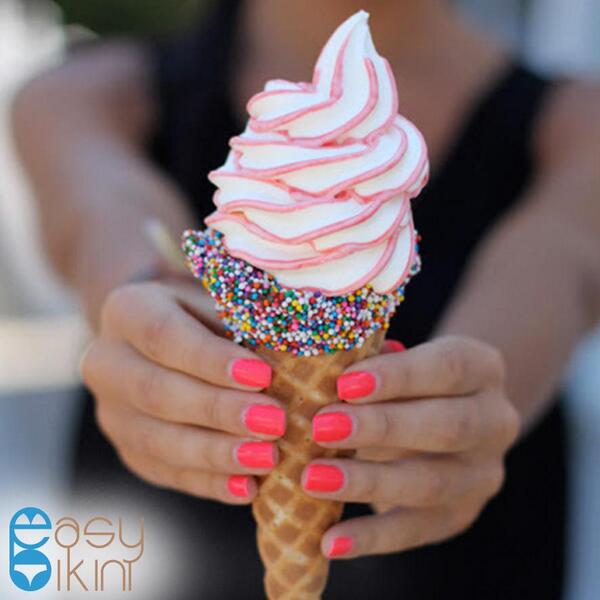 easybikini's tweet photo. Lovely icecream!
che voglia di gelato il sabato pomeriggio...! http://t.co/LAcf9E1nXJ