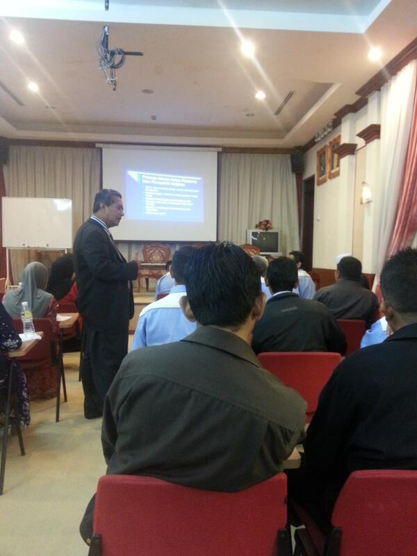 JpamKualaMuda's tweet photo. Kursus motivasi anjuran @jpamkedah @Moqta70 @NumiSuriya @Moqta70 @JPAMtwiter http://t.co/wNcMABNu8H