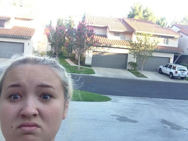 jennyfrmthebong's tweet image. First time I've stepped outside today #goingbackinside