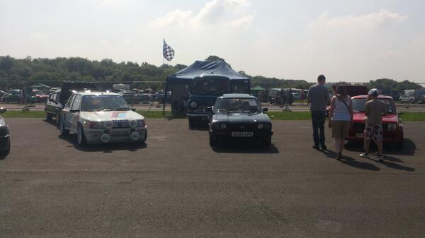 RetroBeutes's tweet photo. At @SantaPodRaceway come and say hello and receive a free wave. http://t.co/je5PxY7dSN