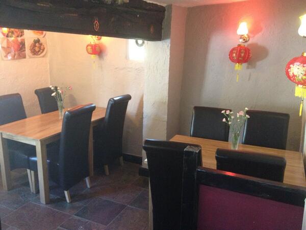 Chinese restaurant area - yung fat Chinese takeaway and table service 🍛🍵