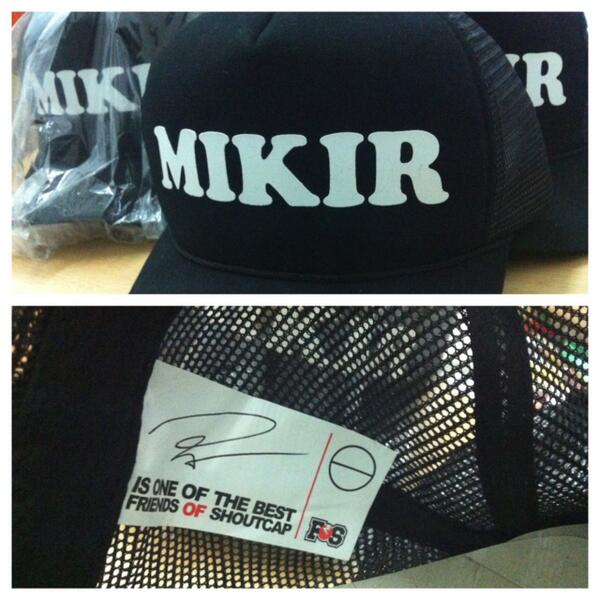 Wahai para <a href="/wongsoyudan/">WSYDN</a>, topi MIKIR nya <a href="/pandji/">Pandji Pragiwaksono</a>, ud siap dipesan lg. Utk memesan lgsg mnju friendsofshoutcap.com