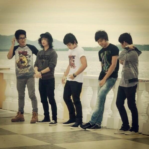 imkatnyel's tweet photo. "@itsmekatsumi: In the future this would be the good old days #ParkingFive http://t.co/pJL37ScvHd" I MISS P5 promise