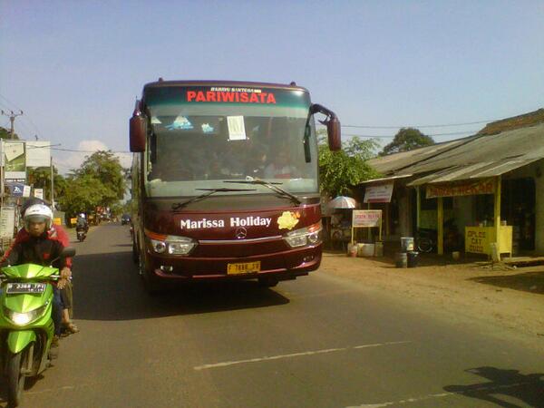 FotoBis's tweet photo. Celcius Marissa Holiday @Marissa_Holiday @BismaniaOrg @SukaFotoBis @KoleksiFotoBis @KadekAPP http://t.co/nKzs1ypSbt