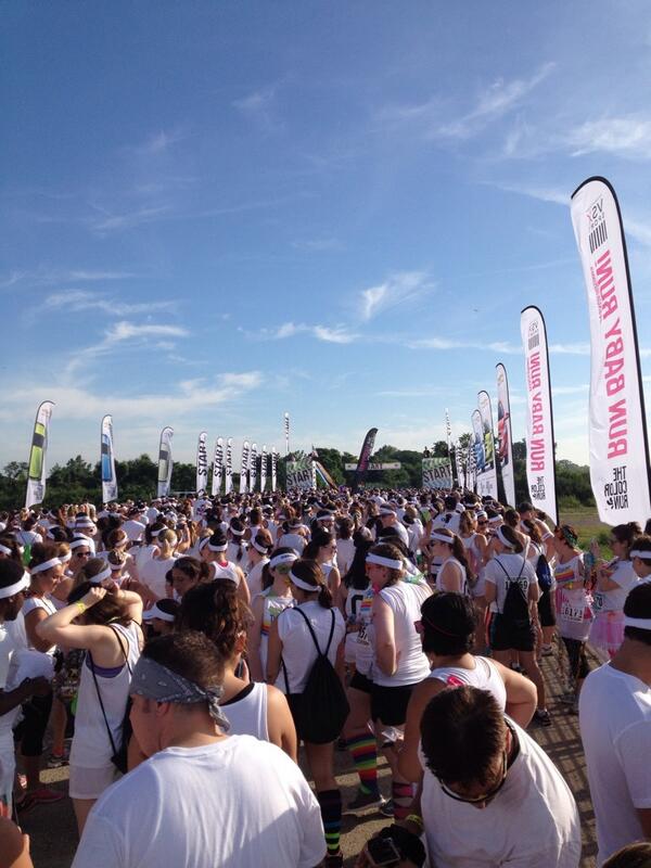 brians_the_name's tweet photo. Here we go! #colorrun http://t.co/2oIr1Gm48F