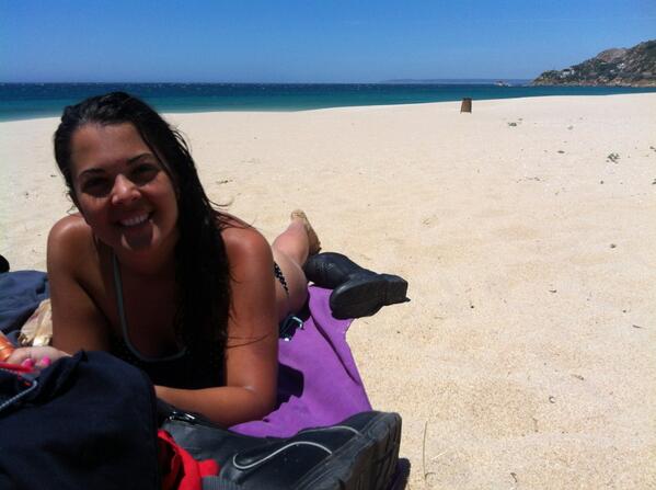 lore_gal86's tweet photo. @ACEBESNOELIA que envidia, nos acordamos muxo de vosotros en estas playas tan ventosas. Bsitos para toda la familia. http://t.co/FStcHTiWe0