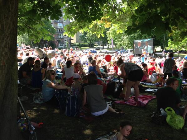 VisitHarrogate's tweet photo. All part of @harrogatefest "@Hudsonweather: Never mind Henman hill look at Harrogate hill @BBCLookNorth !! http://t.co/5xARlLZujN"