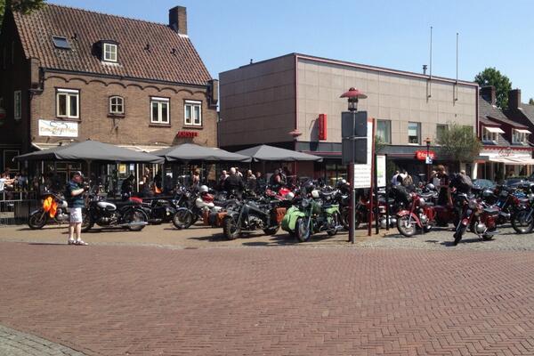 Gezellige lunch gehad met een oldtimers motorclub.
