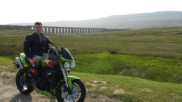 988Sam's tweet photo. Nice blast out on a friday evening! http://t.co/RnXRGhOTMN