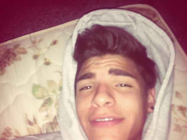 alejandromergo's tweet image. Levantandome de una noche epica....@CarlosG02062802