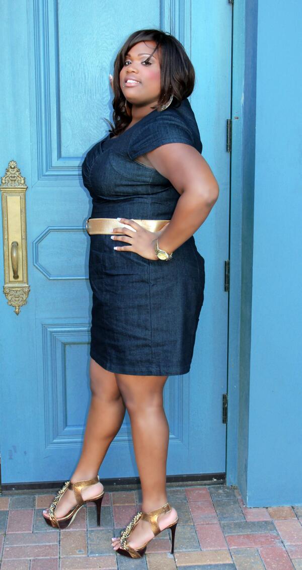 PlusModel411's tweet image. Check out Bianca Oscar and more at: facebook.com/PlusModel411