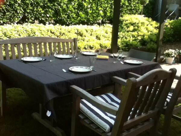 Loesiii's tweet photo. Lekker buiten eten!! http://t.co/bBz7GLmlAa