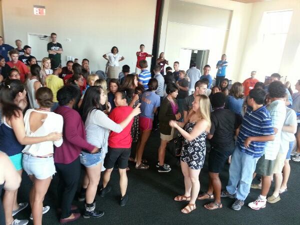 ImFirstGen's tweet image. Ice breakers with the students at @CollegeHorizons #NYU #ImFirstGen