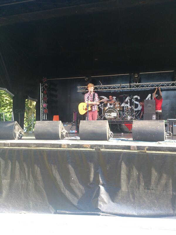 amanda_murdoch's tweet photo. @Jack_Neville great performance  hope u enjoyed it as much as we did x http://t.co/XwGOEIUuLW