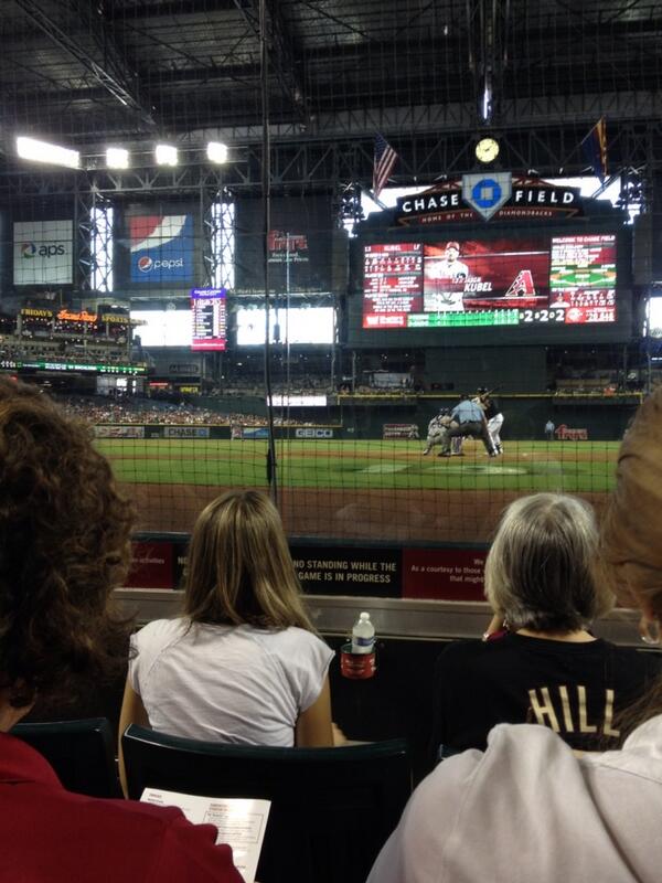 Dbacks's tweet photo. It pays to be a #DbacksSTH and follow @Dbacks on Twitter. http://t.co/xc1WWusd4B