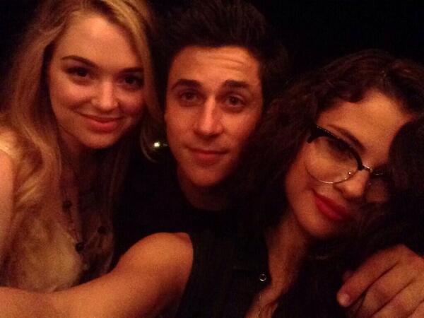 HarperAFinkle's tweet image. Right now with @MeAlexRusso and @MeJustinRusso! Love these two. :-)
