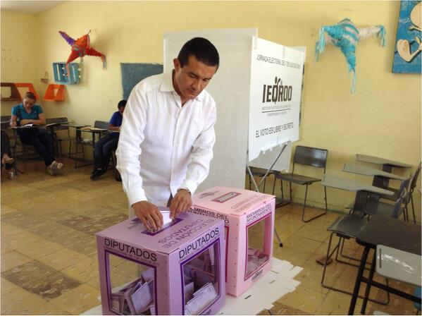 Votar es un derecho ciudadano. Ejércelo con entusiasmo, acude a tu casilla, aún estás a tiempo <a href="/IEQROO_oficial/">IEQROO</a>