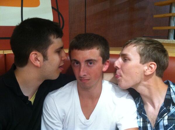 theStoneNtheOak's tweet photo. We just love our Cammy! @c_garoutte @ryaniammarino http://t.co/QCXJmfMRo6