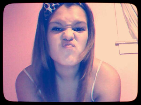 AerielNichole's tweet photo. #BeingGoofy http://t.co/bO9PIAExLB