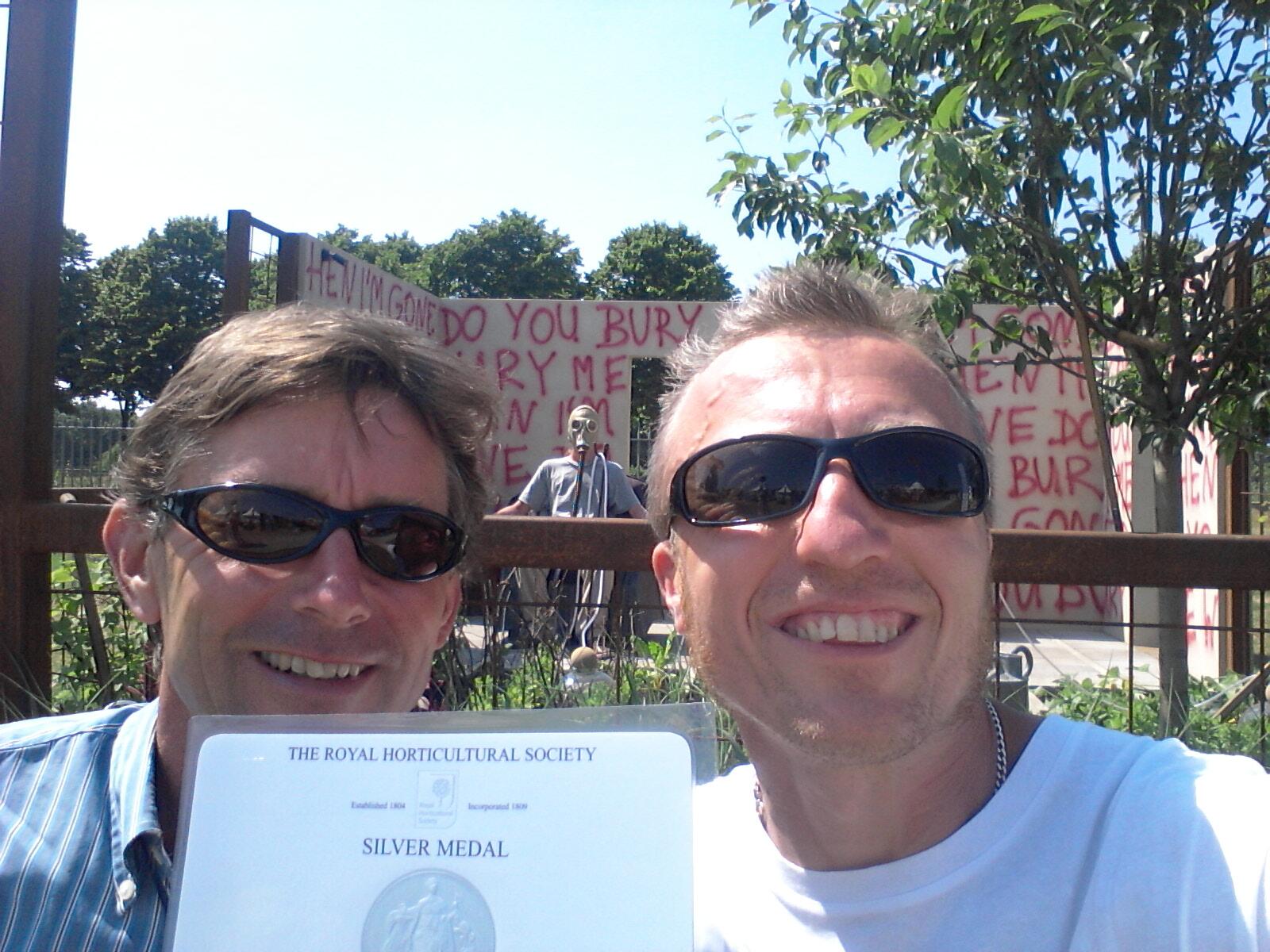 arkadiusz luc i disappear garden ogród metallica