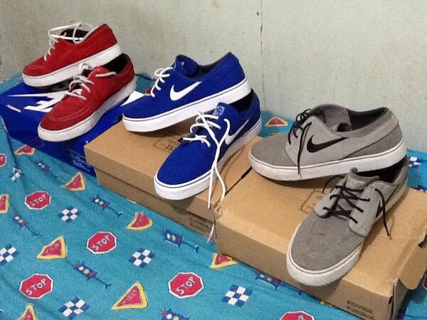 joshkoshh's tweet photo. Growing collection :) #redchill #oldroyal #softgrey #jaworski http://t.co/EUpy4vkPf4