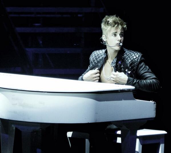 sofitsoy's tweet photo. *-----* http://t.co/mnQm1m2MvR