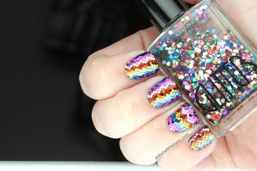 Nagelthings's tweet photo. Glitter #nagelthings http://t.co/EVcxE9ReOM