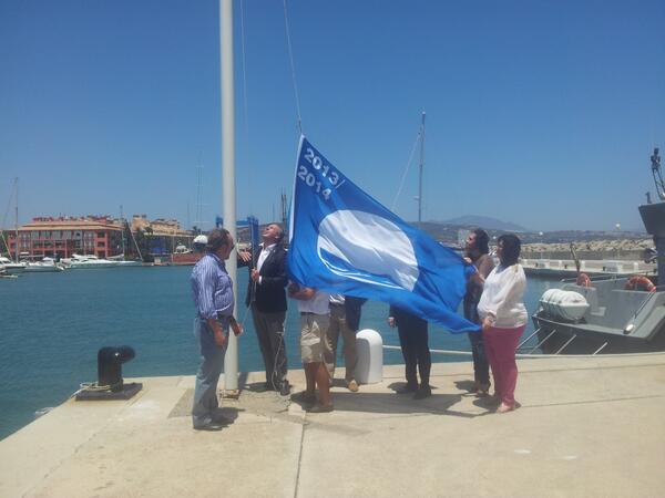 Puerto Sotogrande luce la Bandera Azul <a href="/puertosotogrand/">Puerto Sotogrande</a> 
europasur.es/article/comarc…