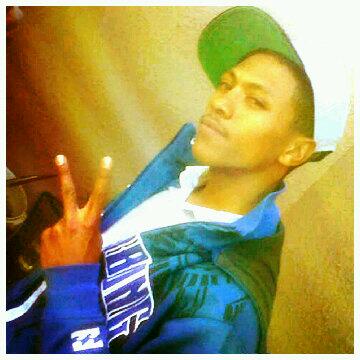 edlindavids's tweet photo. I want to share a picture from PicMix http://t.co/rTI23baasB http://t.co/eBDU6jvFfo