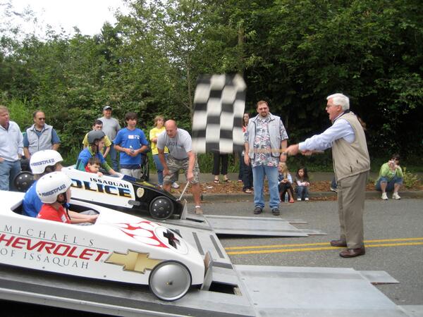 IssaquahRotary's tweet photo. It's almost time for the races to begin.  Bs sure to preregister at LEO and join the fun on July 20th... http://t.co/uI8bf0LpZb