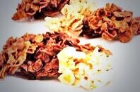 topmotionbaile's tweet photo. Clase de cocina Lunes: Enjambres de chocolate con coco y almendras uuuffff http://t.co/43ccOMkyM9