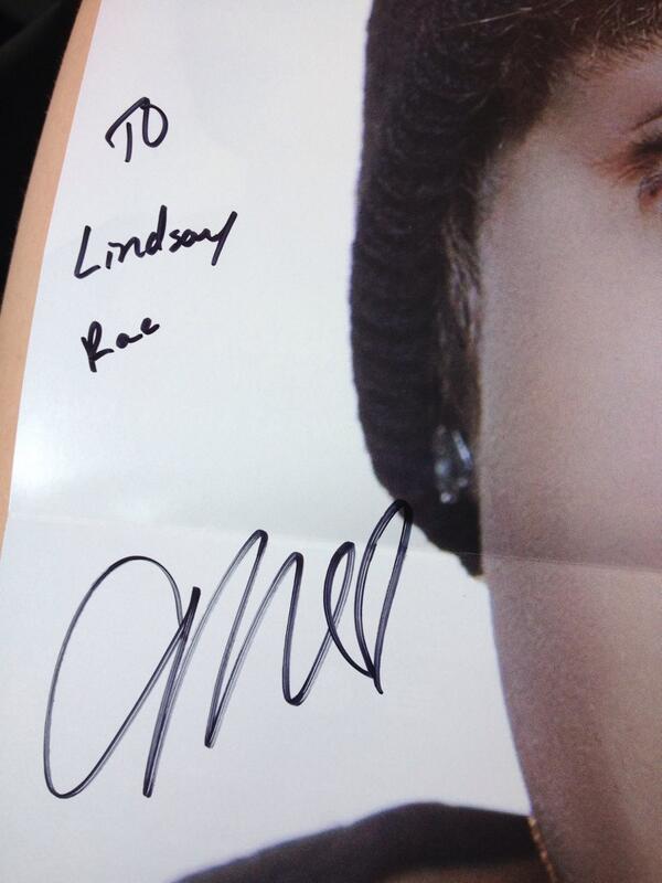 LindsaayAdamson's tweet photo. Thank you @AustinMahone , best day ever ☺😘 http://t.co/JvDsLcGBcI