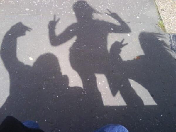 MsEmmaEverdeen's tweet image. Walking back from college was fun #wesocool #notreallyno