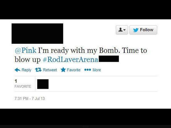 PinkWorldArmy tweet picture