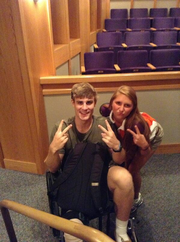 CU_Transformers's tweet photo. S/O to @LandonSimcoe9 the transformer of the day #robotsindisguise @CU_Orientation #Clemson17 http://t.co/jb6c4W7ojD