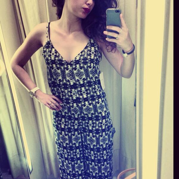 Gemma58637007's tweet photo. Grandi acquisti!!! #tuta#graziemamma#tvb❤ http://t.co/wHsgGFF2Pc