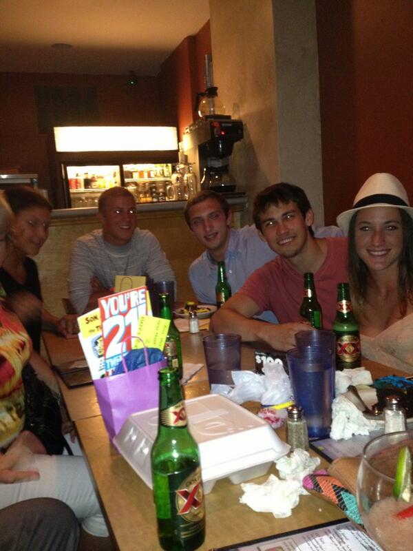 jmax0026's tweet photo. #CesarsChicago http://t.co/flsXHoBUkz