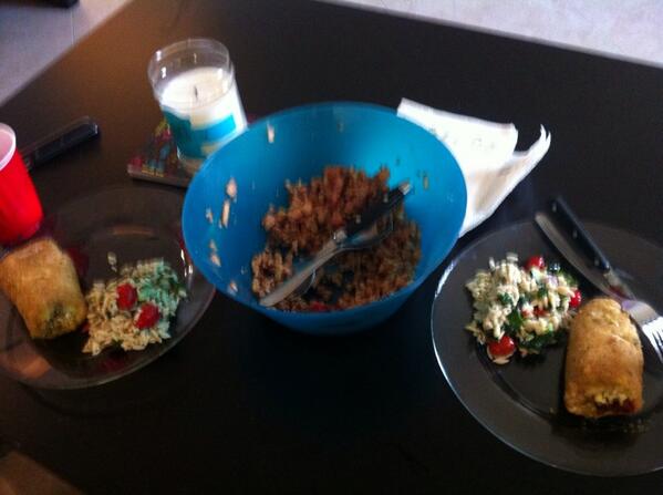 tracifeller's tweet photo. Pitch perfect. Charoset. Dinner. Roommate = perfect Monday night! @sammeejill http://t.co/YBLZco5DRv