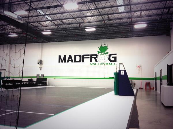 erinhoppe_7's tweet image. Being here and not practicing feels wrong #vbprobs