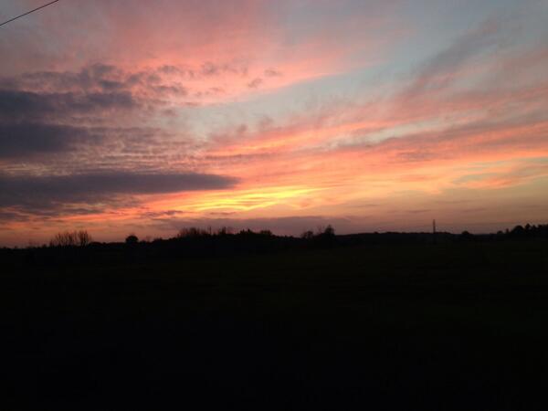 sylvain3719's tweet photo. Its like  a post card http://t.co/hxktH6GPRH