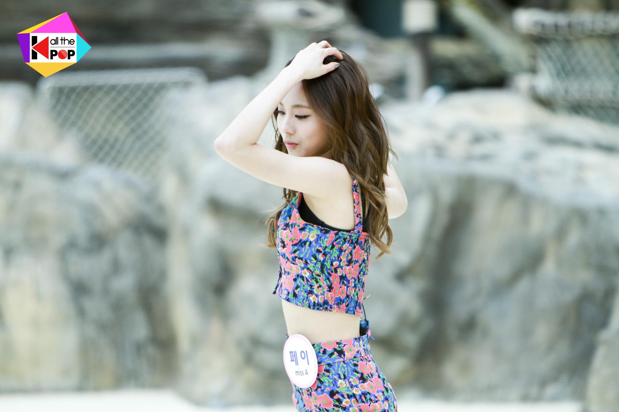 BOt5zLFCYAAe00X.jpg:large