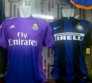 Barang baru bro masih anget 130rbu, inter home n madrid gk official 13-14 :)