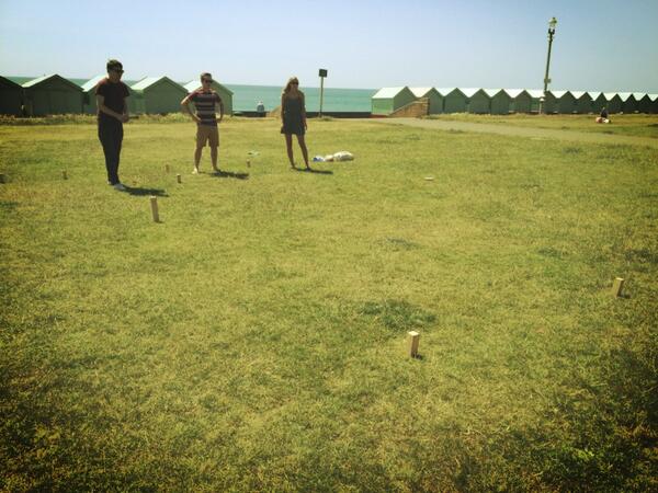 colsonknight's tweet image. Spot of ice cream and kubb with #3ev - superb!