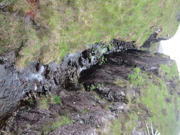 UoPIsleOfRum's tweet photo. Trying to find evidence for the Main Ring Fault that supposedly runs through this gorge! #PUEarthDissfieldwork ~ R&amp;G http://t.co/KwZtsKk54K